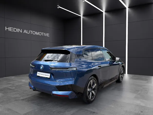 BMW iX xDrive40