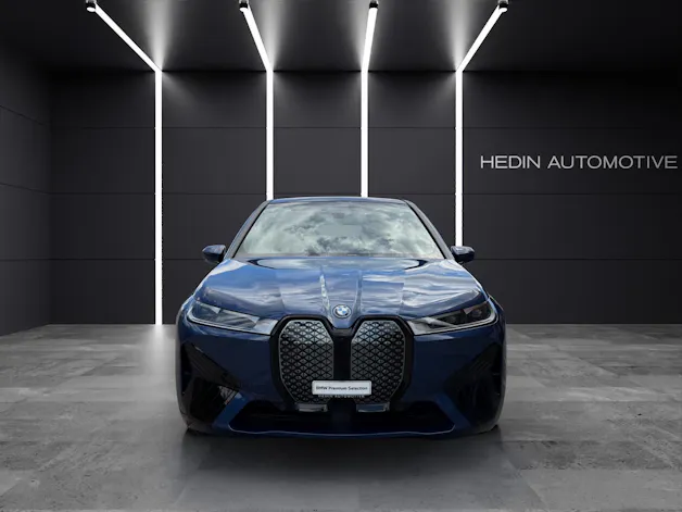 BMW iX xDrive40