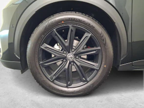 Fahrzeugbild LEXUS LBX 1.5 Hybrid Vibrant Edition AWD