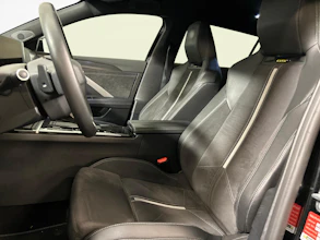 https://vehicle.imgix.net/4389527/1ee2560a-681f-479b-8ea2-ad5c805b29ef.jpg