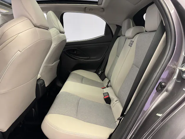 Toyota Yaris 1.5 VVT-i HSD Premium