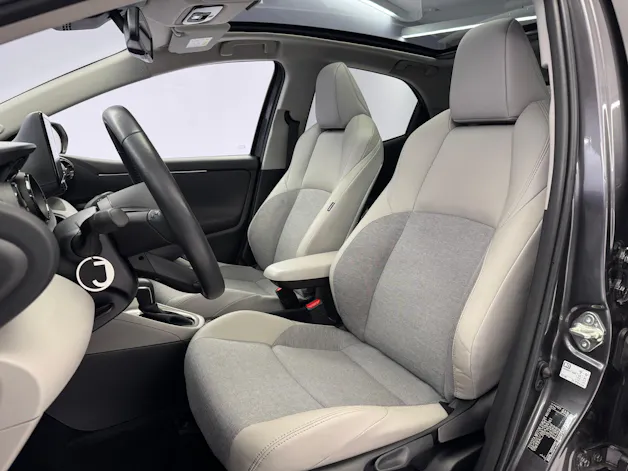 Toyota Yaris 1.5 VVT-i HSD Premium