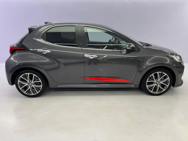 Toyota Yaris 1.5 VVT-i HSD Premium