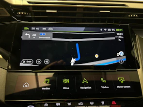 image du véhicule PEUGEOT 308 SW 1.2 Hybrid GT