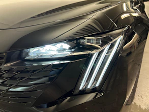 https://vehicle.imgix.net/4389547/c24a6e58-dff0-4bb4-8c46-0b8d9698170d.jpg