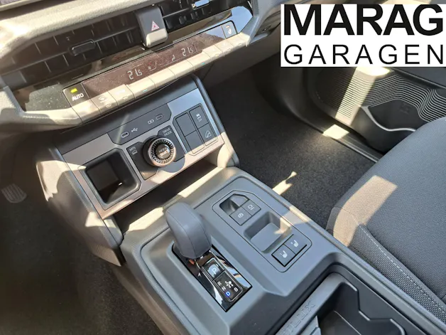 Toyota Hilux Double Cab.-Pick-up 59KWh Comfort