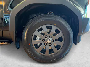 Toyota Land Cruiser 2.8 D 48V Style