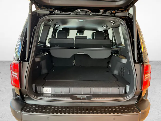 Toyota Land Cruiser 2.8 D 48V Style
