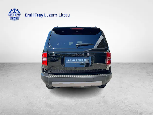 Toyota Land Cruiser 2.8 D 48V Style