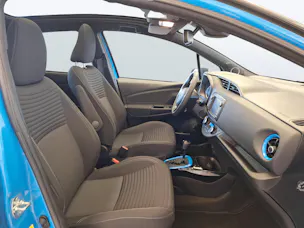 Toyota Yaris 1.5 VVT-i HSD Limited