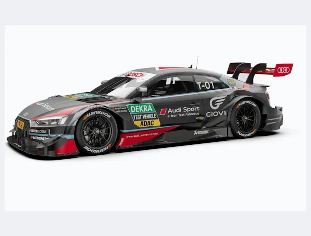Audi DTM RS5 e-tron Test DTM Fahrzeug Giovi