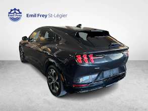 https://vehicle.imgix.net/4389626/873f2781-2651-40de-af7c-8b89dbf66f49.jpg