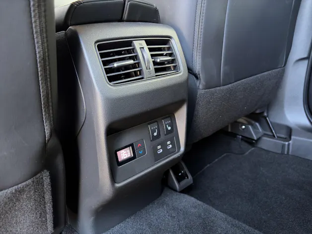 Nissan X-Trail 1.5 VC-T N-Trek e-4orce 5-Plätzer