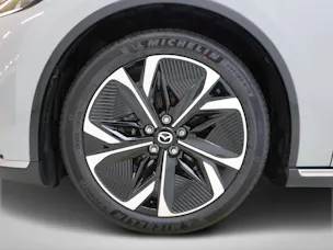 MAZDA 6e Takumi