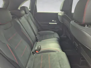 Mercedes-Benz B 250 e AMG Line