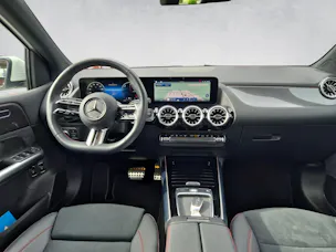 Mercedes-Benz B 250 e AMG Line