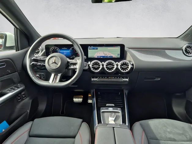 Mercedes-Benz B 250 e AMG Line