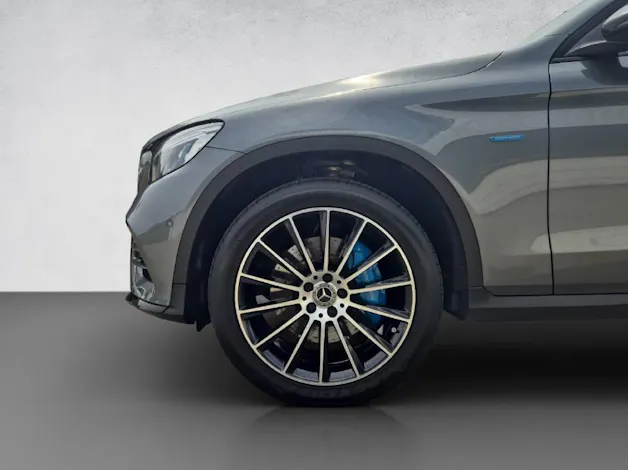 MERCEDES-BENZ GLC 350 e AMG Line 4Matic