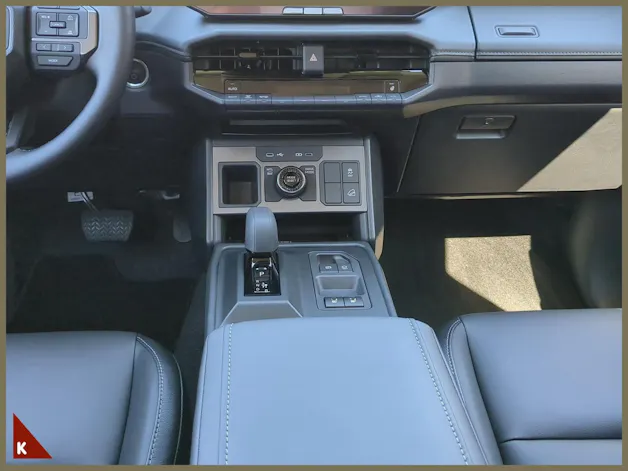 Toyota Hilux Double Cab.-Pick-up 59KWh Style