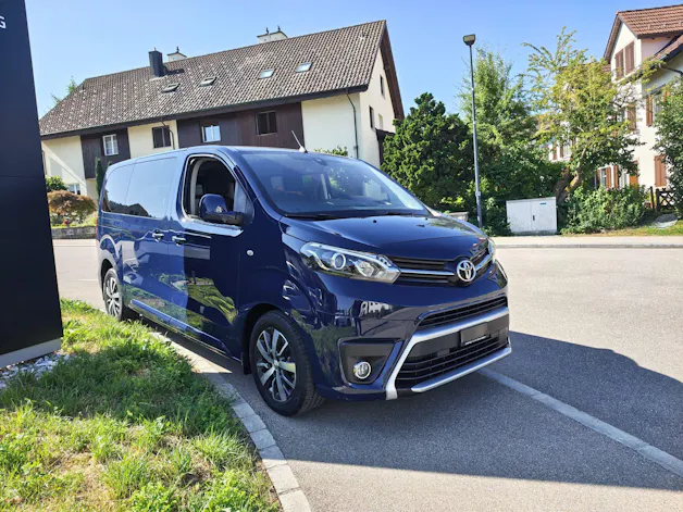 Toyota PROACE Verso L1 2.0 D Shuttle