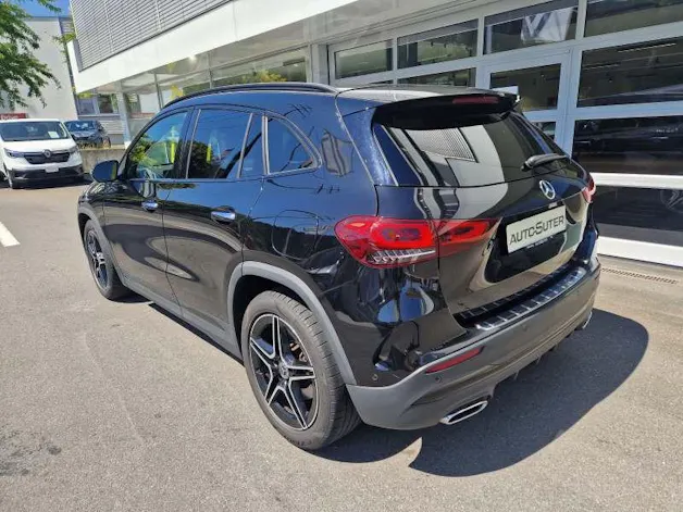 Mercedes-Benz GLA 250 AMG Line