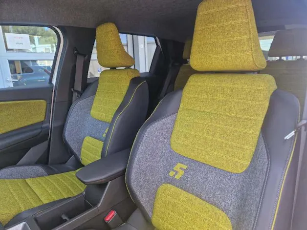 Renault R5 E-Tech Comfort Range iconic five