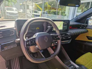 Renault R5 E-Tech Comfort Range iconic five