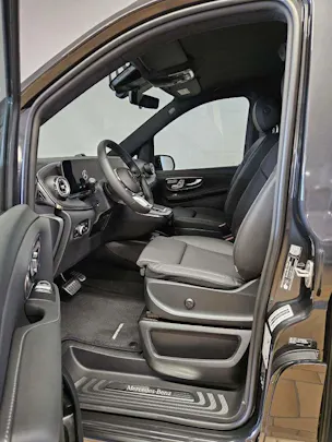 Mercedes-Benz V 300 d 4Matic Swiss Edition lang Van