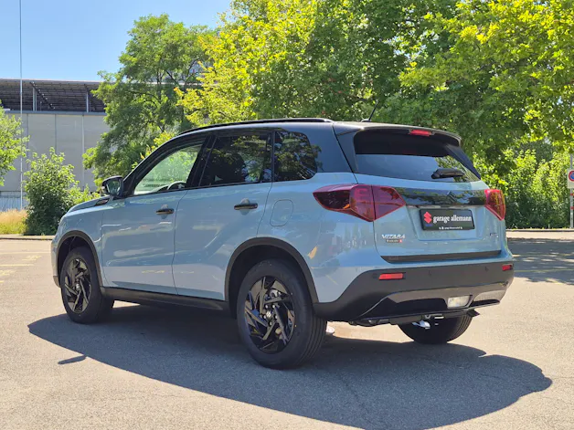 Suzuki Vitara 1.4 T Black Edition Top Hybrid 4x4