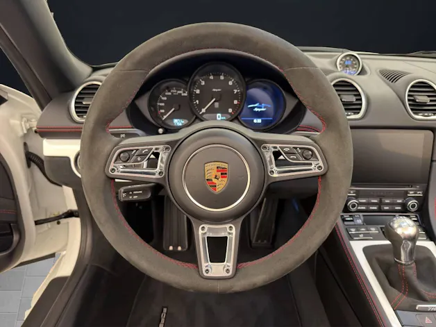 Porsche 718 Spyder