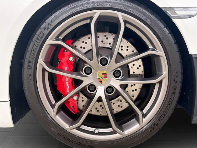 Porsche 718 Spyder