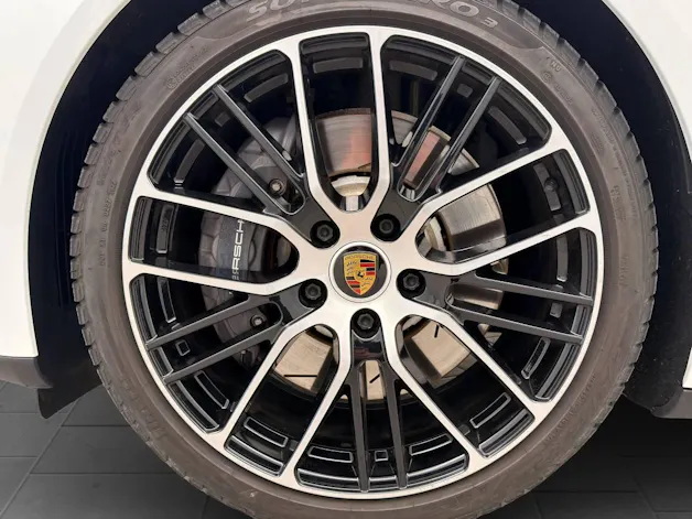 Porsche Panamera 4 E-Hybrid Sport Turismo