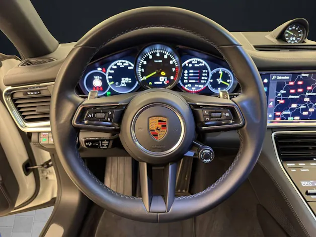 Porsche Panamera 4 E-Hybrid Sport Turismo