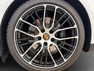 Porsche Panamera 4 E-Hybrid Sport Turismo