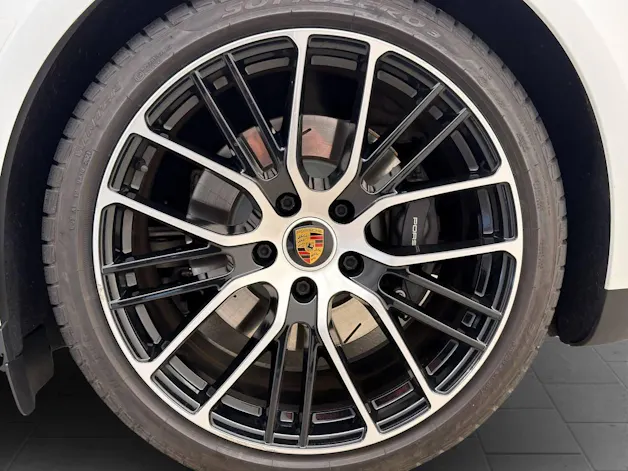 Porsche Panamera 4 E-Hybrid Sport Turismo