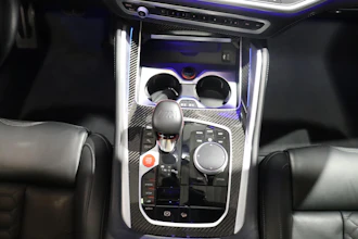 https://vehicle.imgix.net/4389887/4eeaa64c-c692-49ea-9dcc-7c6afed436f5.JPG
