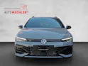 VW Golf VIII Variant 1.5 eTSI R-Line DSG*8-Fach Räder*AHK*