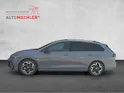 VW Golf VIII Variant 1.5 eTSI R-Line DSG*8-Fach Räder*AHK*