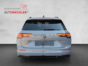 VW Golf VIII Variant 1.5 eTSI R-Line DSG*8-Fach Räder*AHK*