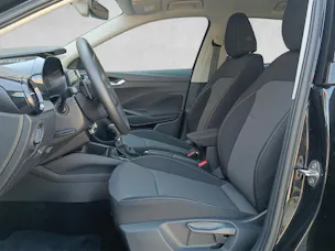 Škoda Fabia 1.0 TSI Selection Tour DSG*Navi*Climatronic*LED*Keyless*Kamera*Sitzheizung*