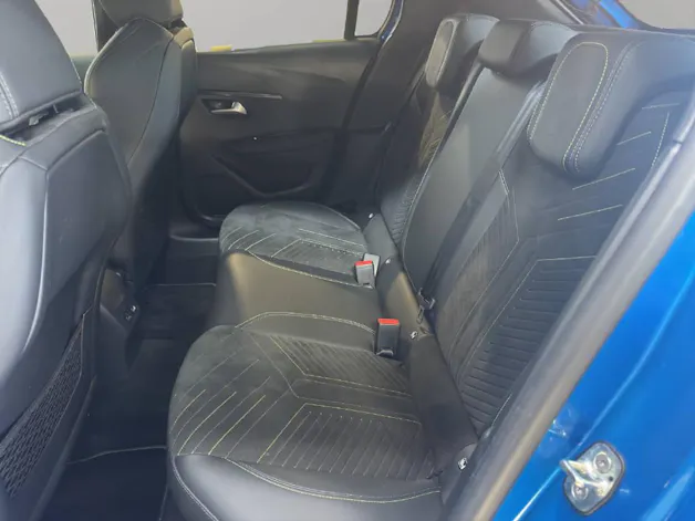 Peugeot 208 1.2 Hybrid 145 GT