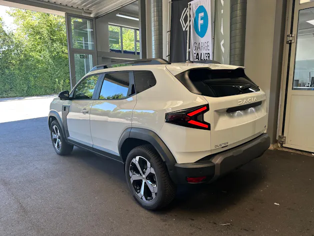 Dacia Duster 1.2 Hybrid Journey 4WD