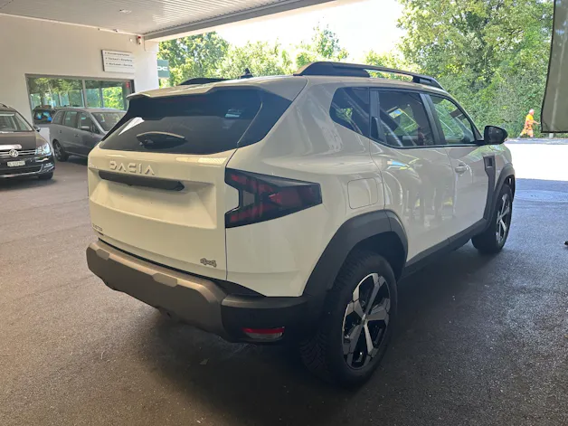 Dacia Duster 1.2 Hybrid Journey 4WD