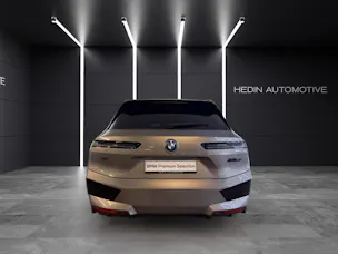 BMW iX M60