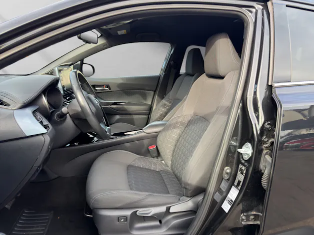 Toyota C-HR 1.8 VVTi HSD Trend