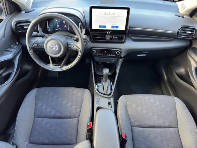 Toyota Yaris 1.5 VVT-i HSD Trend