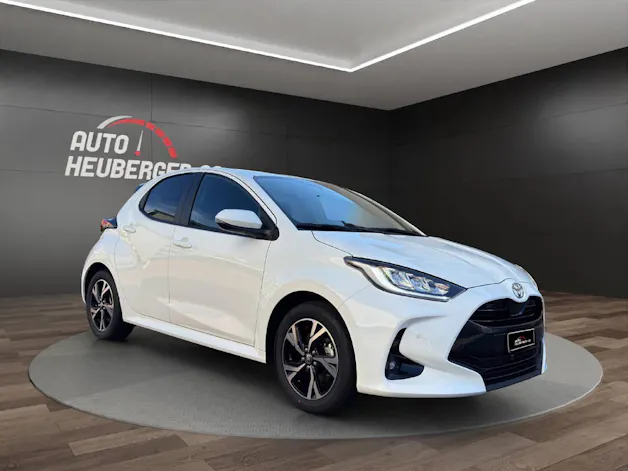 Toyota Yaris 1.5 VVT-i HSD Trend