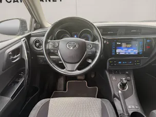 Toyota Auris Touring Sports 1.8 HSD T
