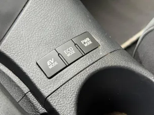 Toyota Auris Touring Sports 1.8 HSD T