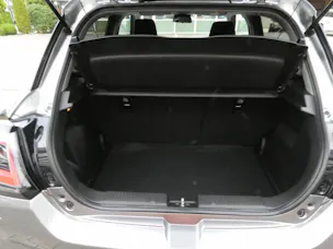 Suzuki Swift 1.2 Sakura Top Hybrid 4x4